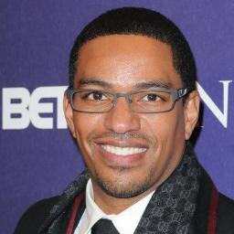 Unofficial Laz Alonso fan page that focuses on his body of work & articles.  Not affiliated with the actor.  #lazsuperfans @lazofficial @negromambi