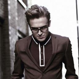 Hello! I'm back! Alive and still very not ginger. Oh... where was I? Oh yes... Geronimo! ~ Doctor Who. Roleplay account. ~