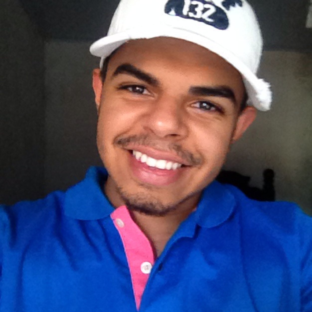 Vine_martins's profile picture. inteligência, positivismo, lutar pra conquistar esse é o meu objetivo.