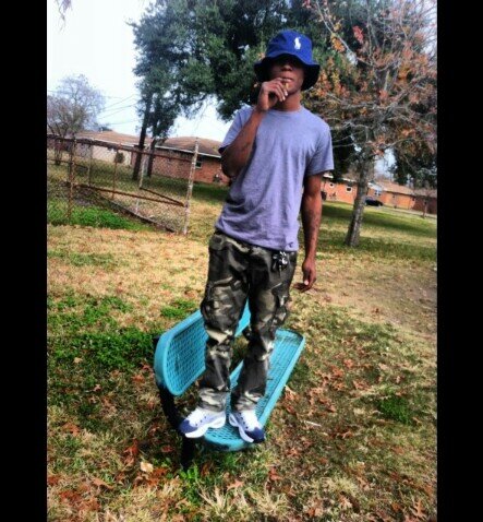 im in my own lane fuck yo lane i gotta get that paper .