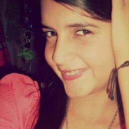 Me sigues Y te sigo ;$ (amo La ViDa Y A mi FaMiLiA ♥ a mi mamà) AMO MI LOVEJRM♥  futura;* ODONTOLOGA #Dr. Herrera ; Soy ASISTENTE odontologica