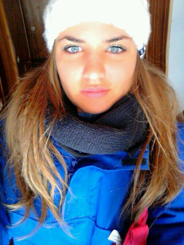 •Soy precisamente eso, justo lo que no soportas.          Sino te diviertes GAME OVER•