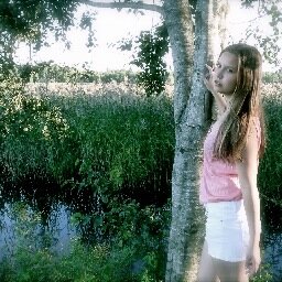 Ordinary girl who lives in Finland, loves movies, laughs easily and dreams a lot... :)