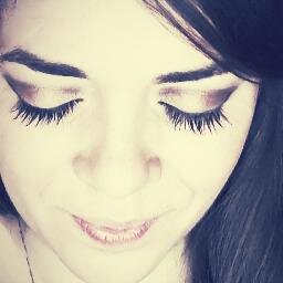 AndrellaShine's profile picture. Dos décadas y dos trienios. Acuario. Esta es mi forma de pensar. Libros. Música. Comunicación Social / Artes Audiovisuales. UCAB.