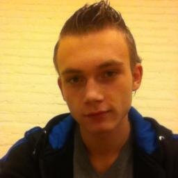 roanSH's profile picture. Me against the world.