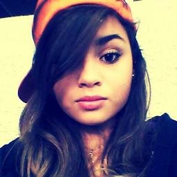 Cabô, cabô 
Bobeou, dançou 
Você vacilou 
Tô falando grego, não tô' (8) Luan Santana amuuu