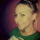 Sarah Bannon - @SarahB221 - Twitter