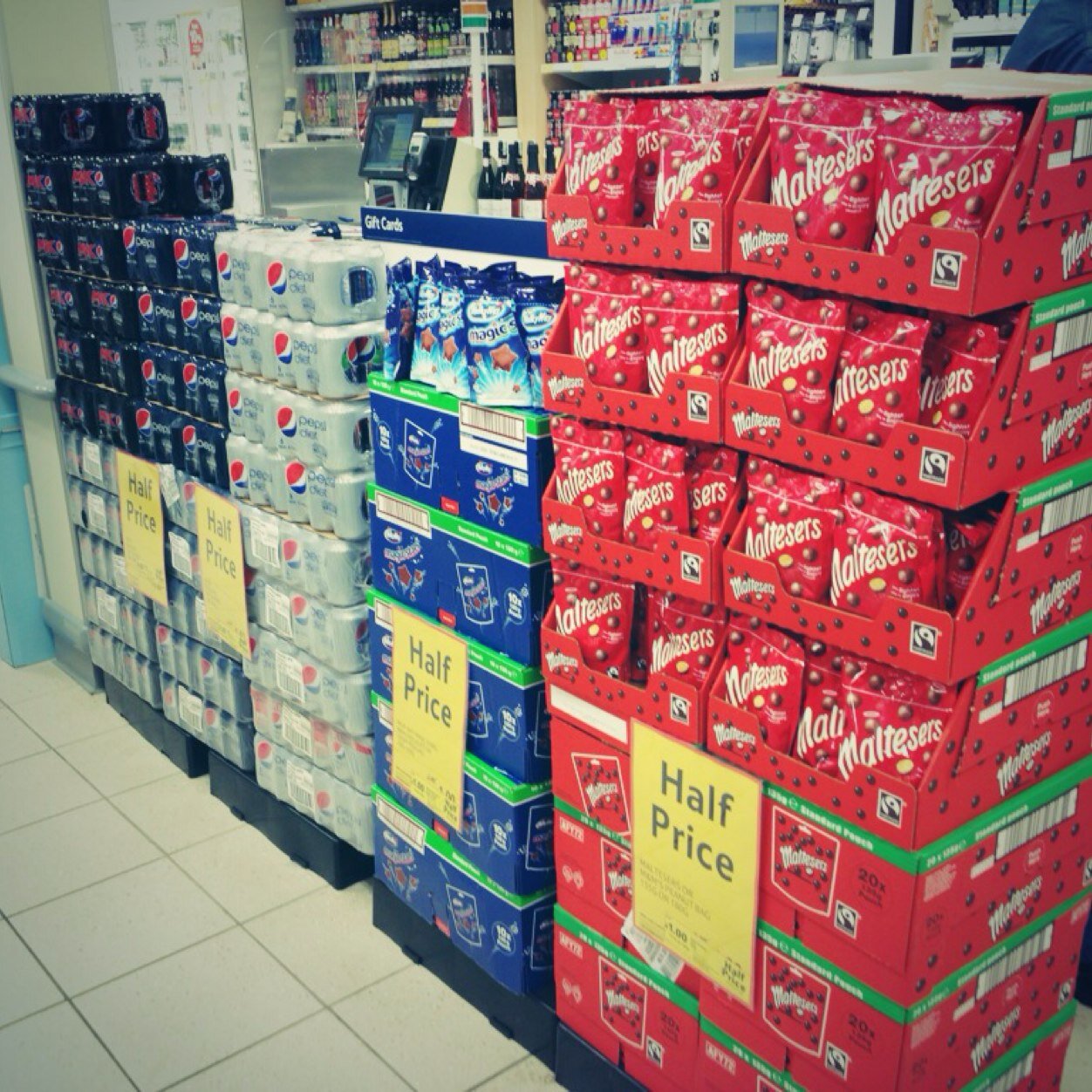 hadfield_tesco's profile picture. A new store located in the gorgeous town of Hadfield in Glossop.