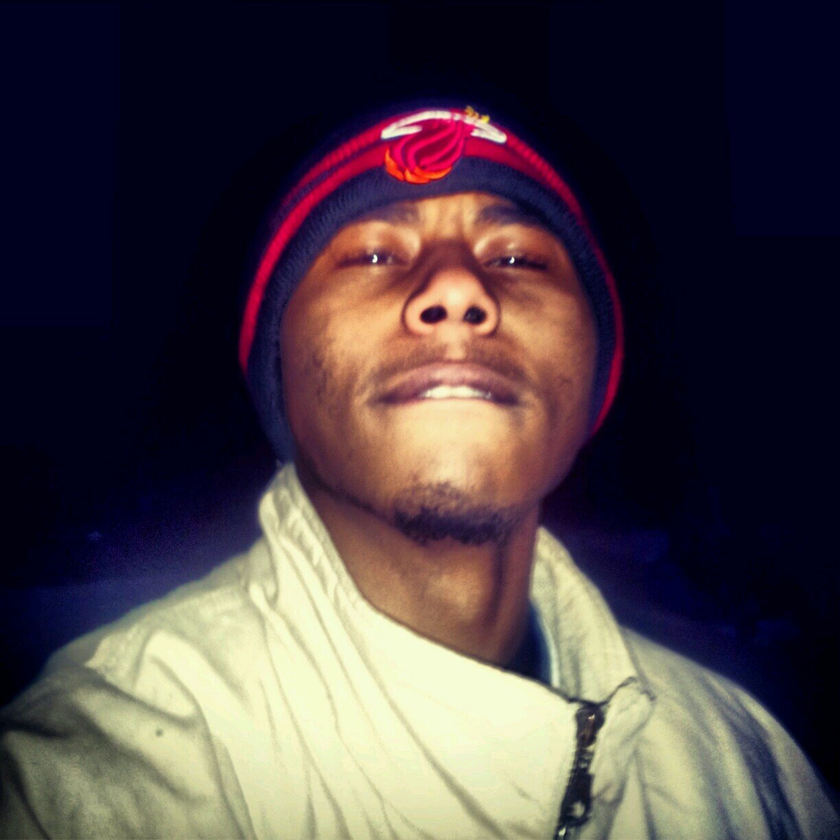 #follow me BITCH ! (LOVE IN GOD)  R.I.P. DT 
 #teamfollowback #LEO #HandofftodaRandy  #TeamIdgaf #TeamSingle#THEBESTUEVERHAD