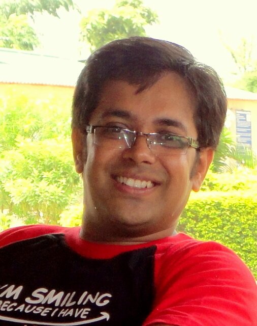 Bike lover, bespectacled foodie, non vegetarian cook, short fuse, loves loud music in car, love chatting, doglover, phobia to heights...