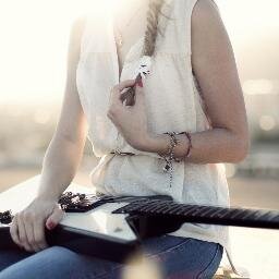 ٍٍElectrical power engineer,love website design