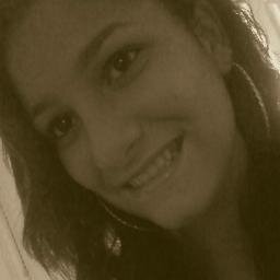 Muito EU louca,maluca,pirada e perfeita ?sqn !!! apenas DIFERENTE de muitas... hahahaha um beijo pra quem me ama dois pra quem me odeia..