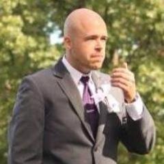 Lrob1986's profile picture. 