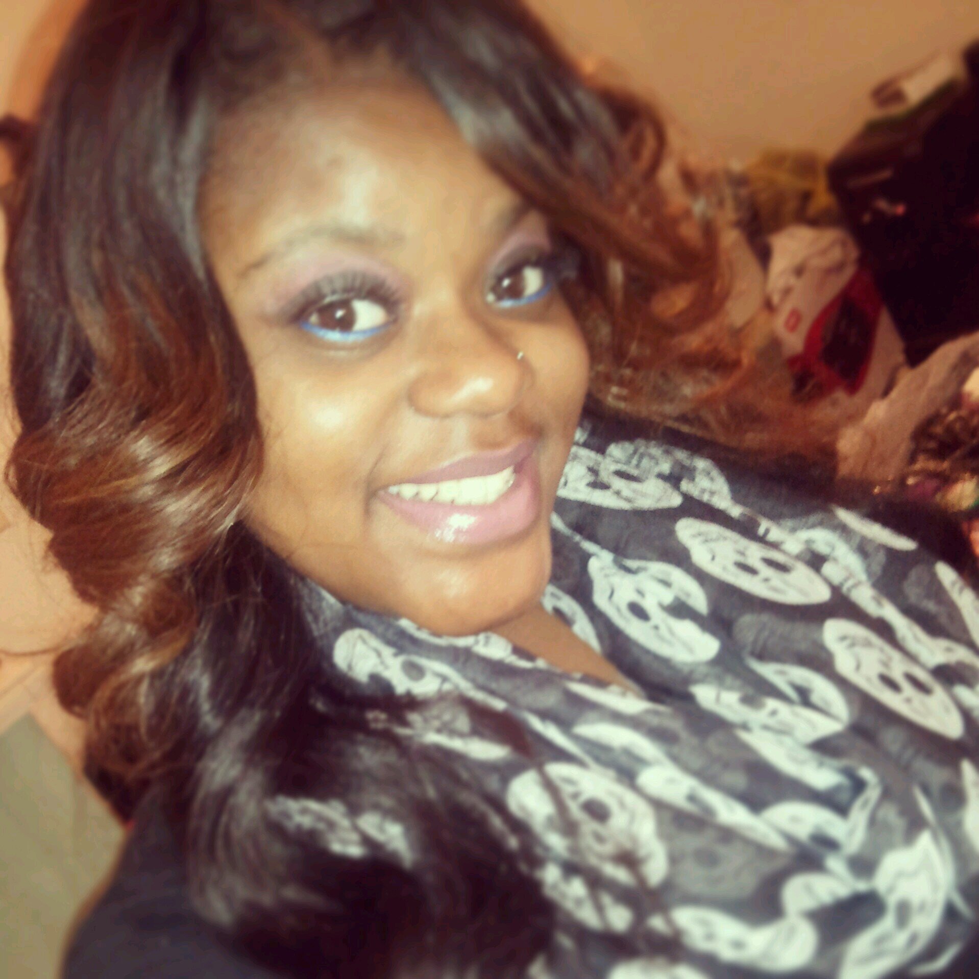 ShE_StYled_It's profile picture. real chick , keep it 100 ! [nuff said) .