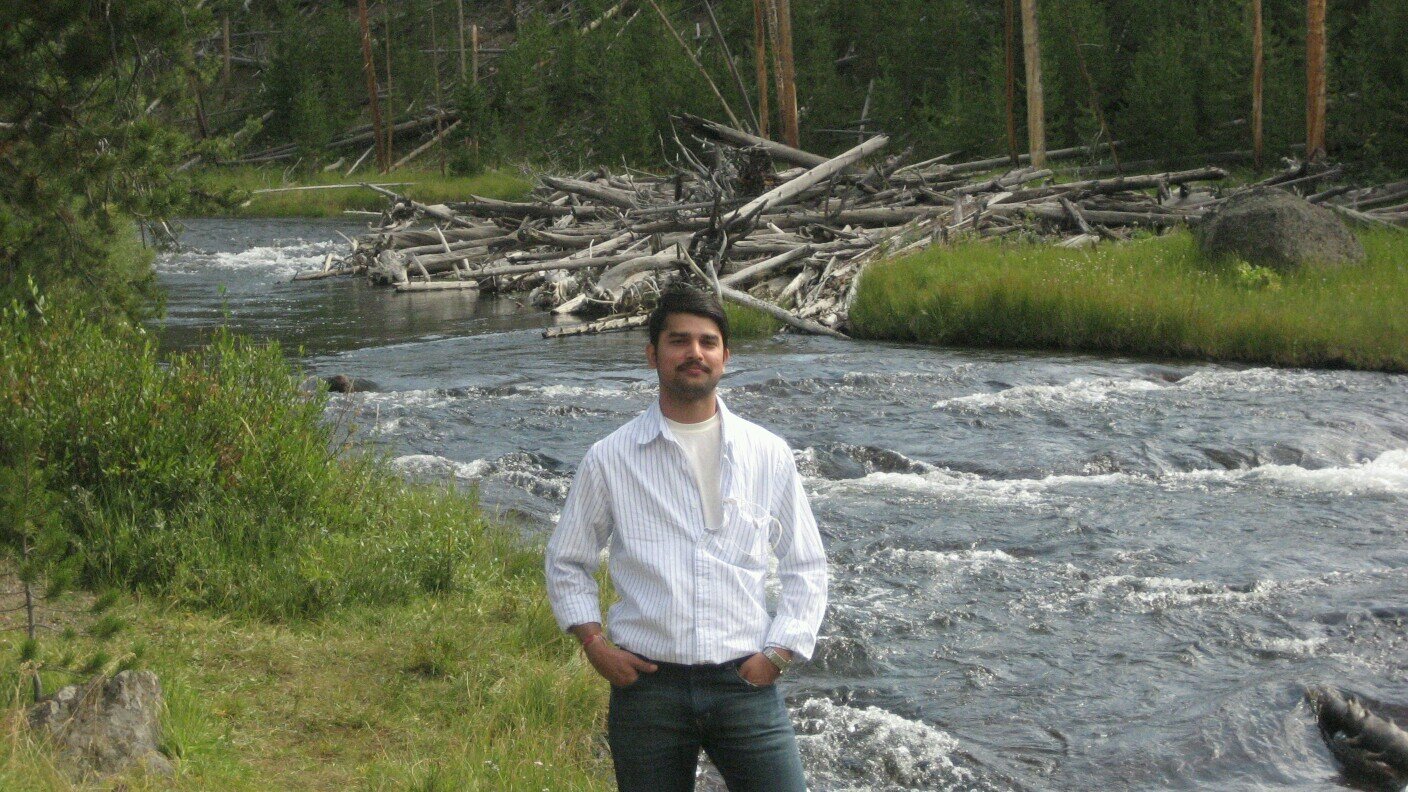 EkboteSantosh's profile picture. 