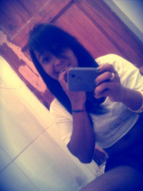 - Soii Una Niña Mal PeroO Estoii Buena :*