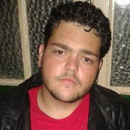 Rock n' Roll \m/, sou feio, chato, porém não sou Funkeiro, Tattoo,Curto pessoas breves, sem enrolação