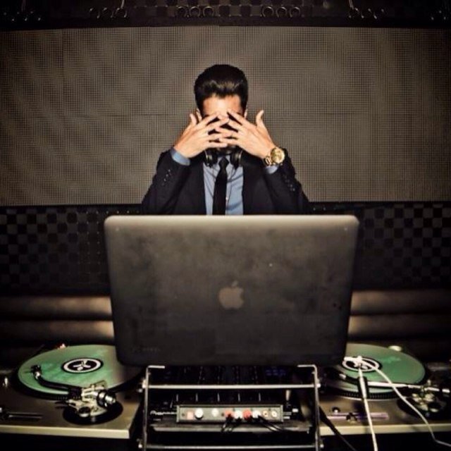 Club DJ - IE,LA,SD,OC and soon Vegas! Booking Manager : Silvana.wrs@live.com / Mixes: http://t.co/wfhaxh5m2J #RIPRaulAlianza