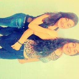 Nicoll028's profile picture. -A veces te extraño, luego recuerdo que la cagaste y se me olvida♥