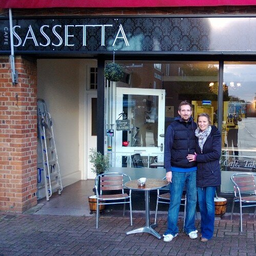 Taunton's hidden gem! Serving premium coffee, delicious light lunches and homemade cakes. Owned by Gemma O'Neill & Steve Clack.
