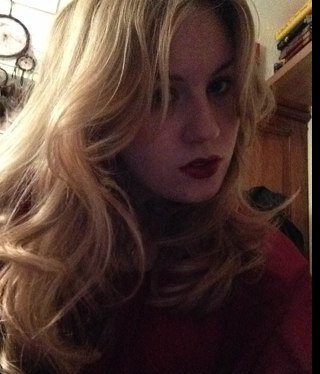 From Galway, Ireland but living in England - missing home!! Ready to paint the town green!xx