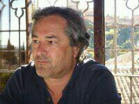 Ingeniero Industrial. Ejercicio libre
de la profesión. Decano del COIIAR
Secretario del CGCOII