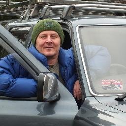 loves photography, outdoor adventures, exploration, wildlife, mountain biking and hiking.