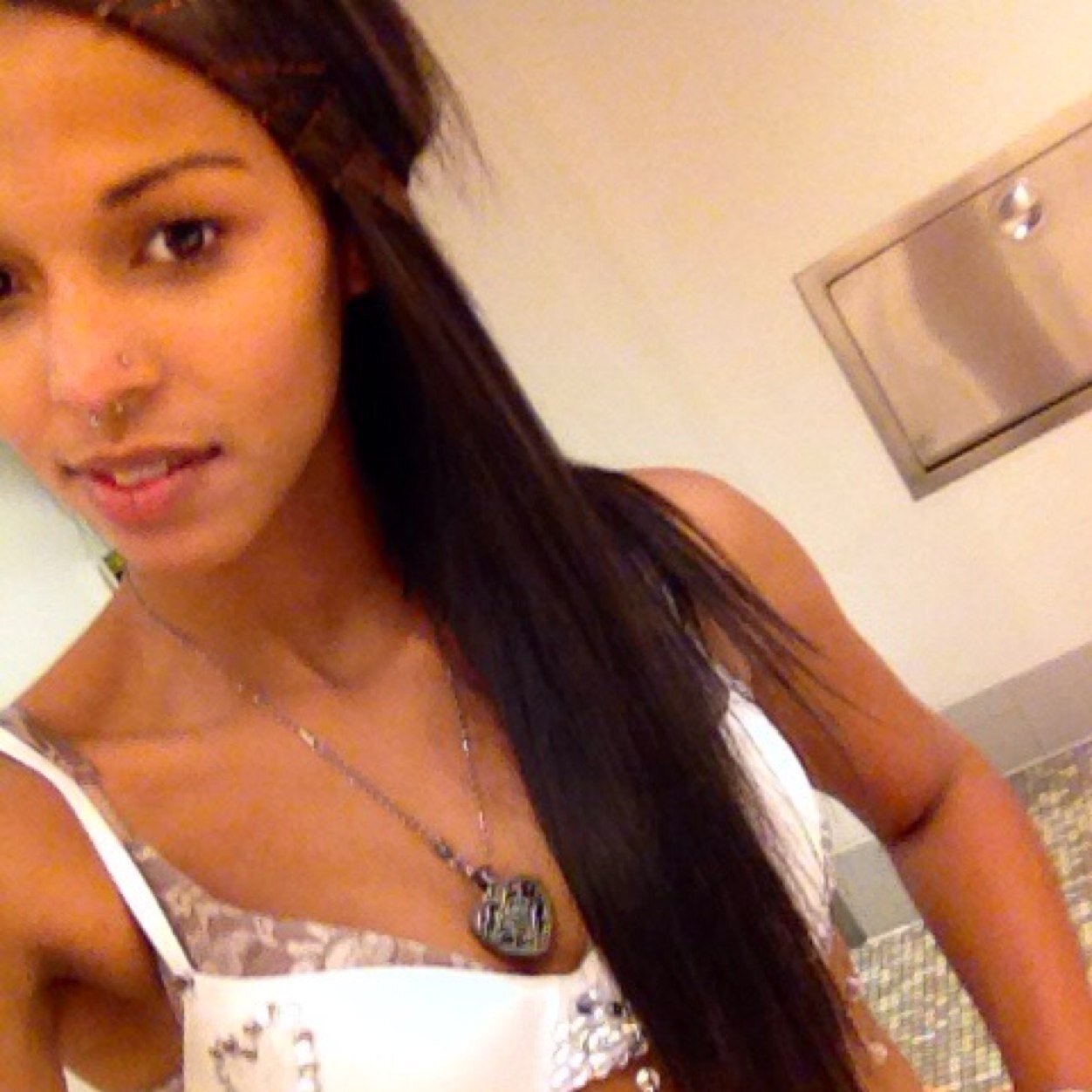 iamtheeoldman's profile picture. *insert intriguing biography*