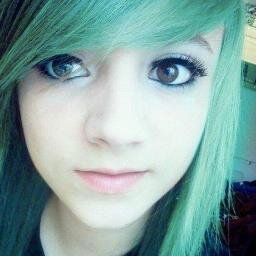 I love to watch vines, play video games, and hang out with the cool people.