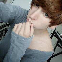 Asking Alexandria , Alternatives, Pastel Goth, Scene Kids :3 , asking , Screamo , bi, vic :3 , Piercings, Doop Dead , Tatto :3 http://t.co/5WtA1lGePa