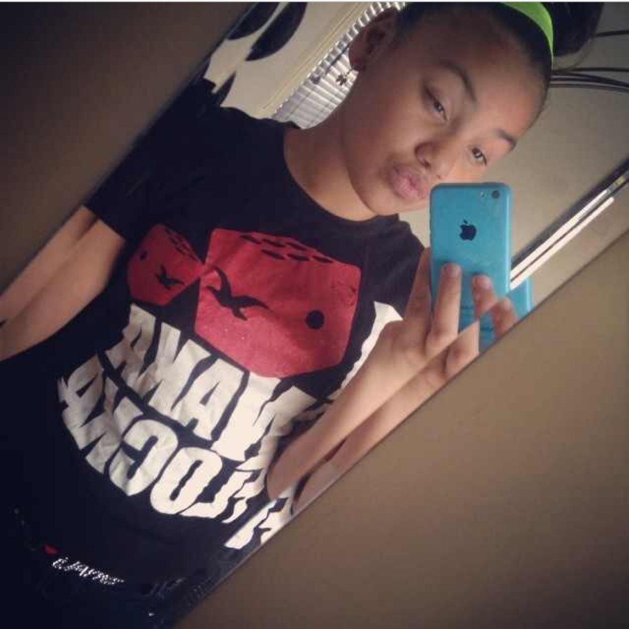 shawnaapooh's profile picture. Follow me cheerleaders do it best