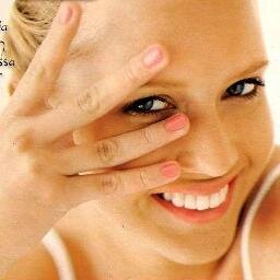 FlorMarabillosa's profile picture. Reporter - Geneva - London - Paris - Barcelona
Language - Français - English - Español - Italiano