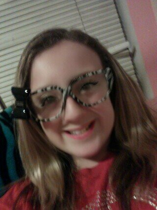 If you want to FOLLOW some one that loves One direction and Zebras, than FOLLOW me! I'm a kind of girl that loves sparkles and zebra print!!