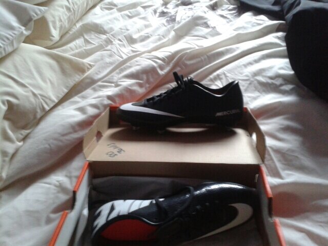 I am a dude who tweets mainly about sport and always follows back if u follow me