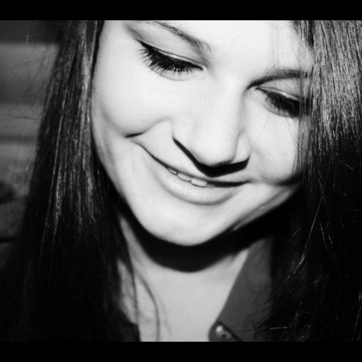 AlexisHBC's profile picture. Bright and Blunt