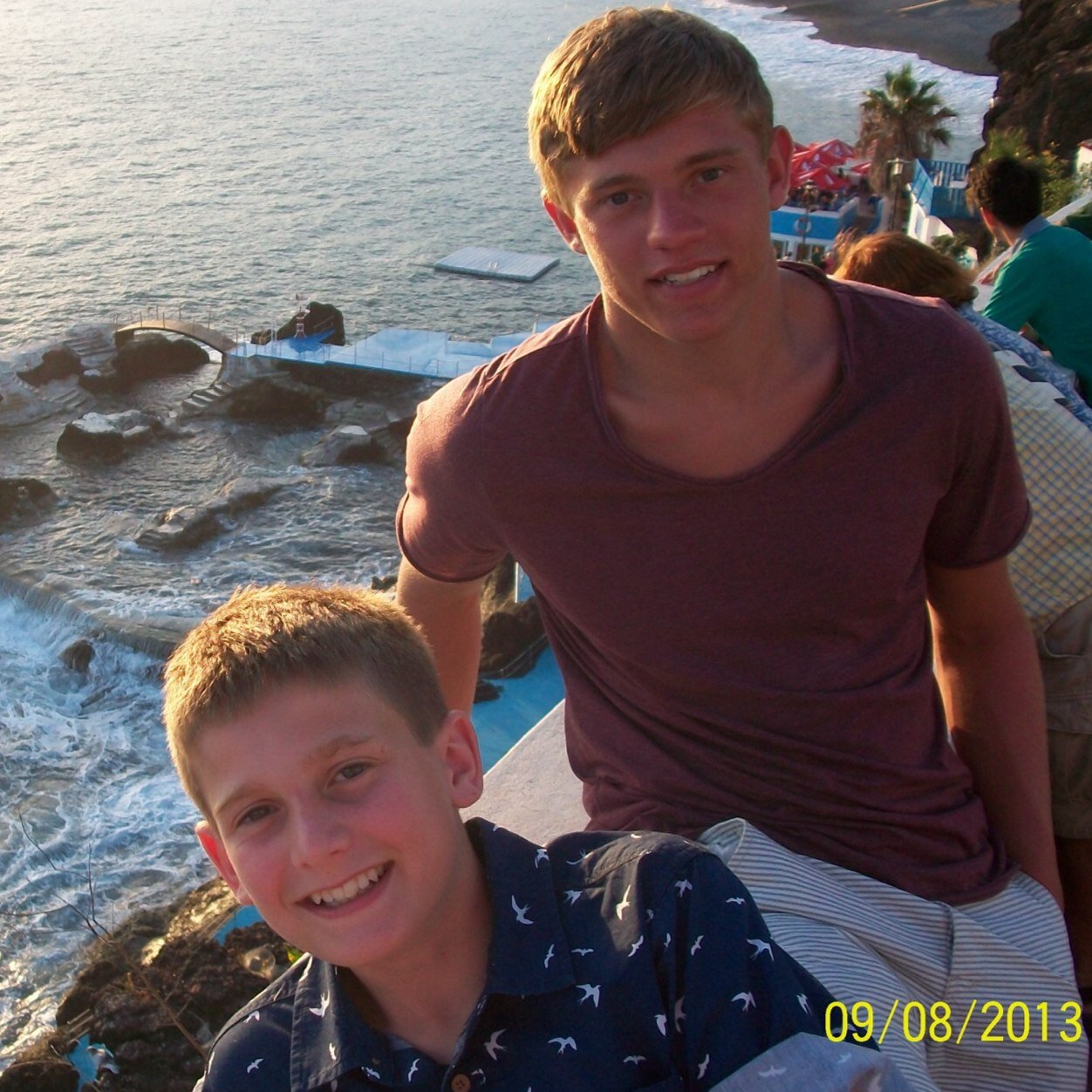 OliverGroves2's profile picture. 