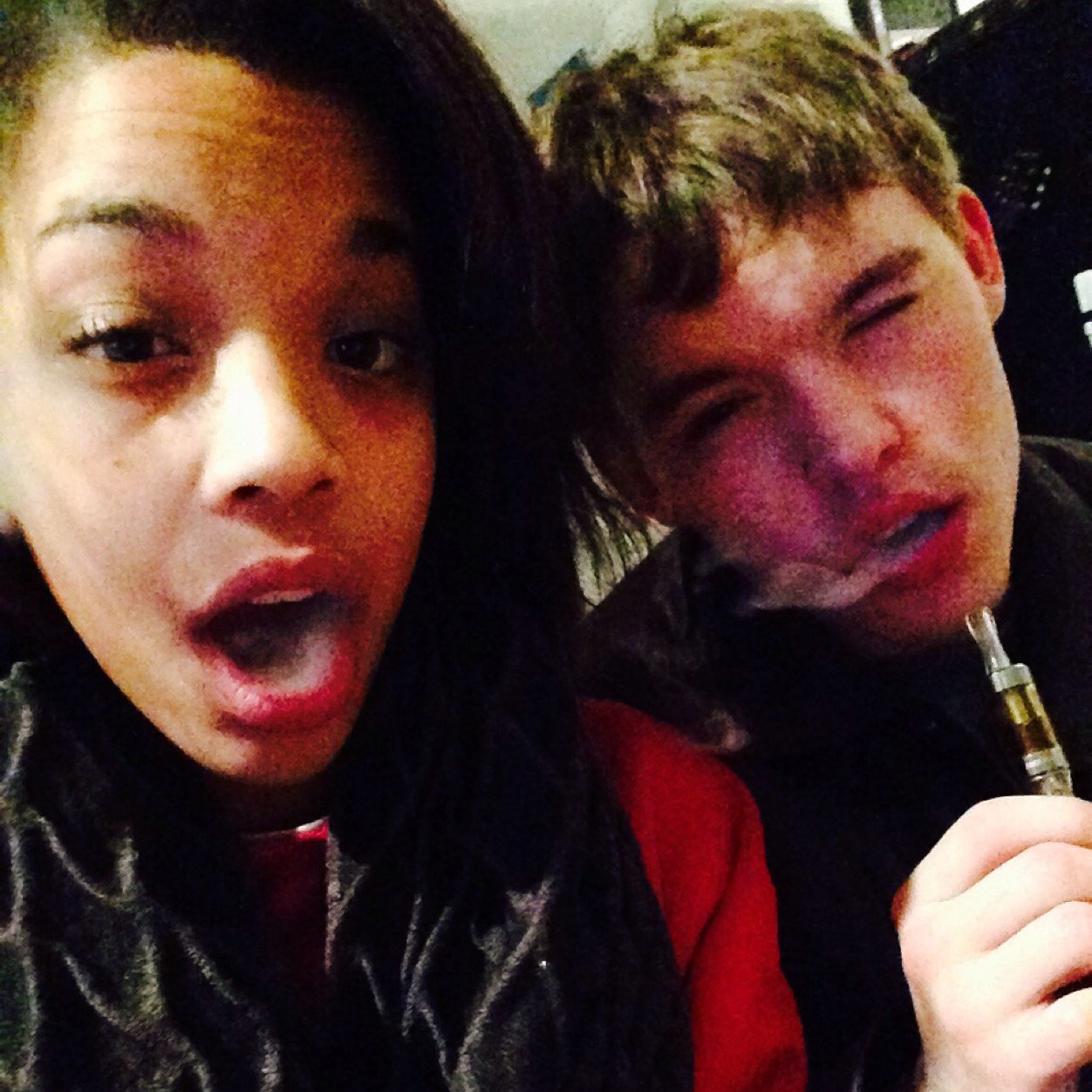 happybabe22's profile picture. im very easy to get along with as long as you arent a : cheater/ex gf/ liar/ hoe or just plain dumb