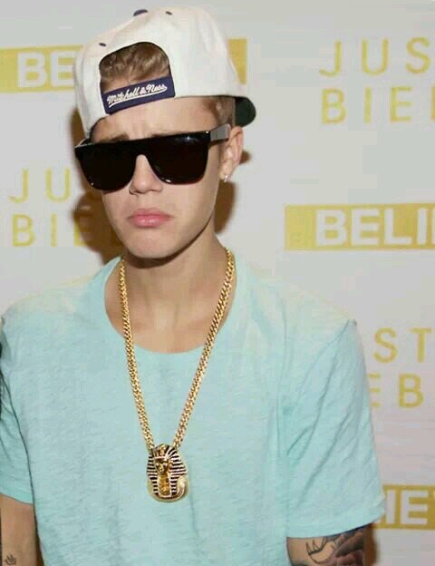 BELIEBER. JUSTIN BIEBER IS MY HERO♡