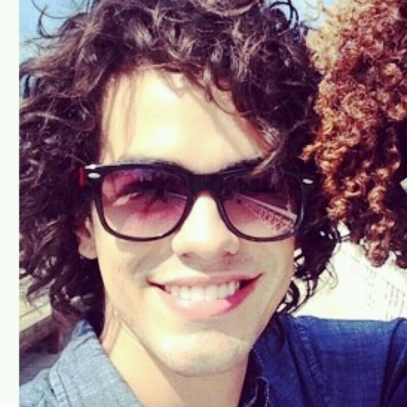 Official TT : @PrincesaDoMars ! Samurai Desde When I Was Your Man Na Voz Do Dono Dos Cachinhos Perfeitos ❤❤ @samalvesmusic Te Amo ❤