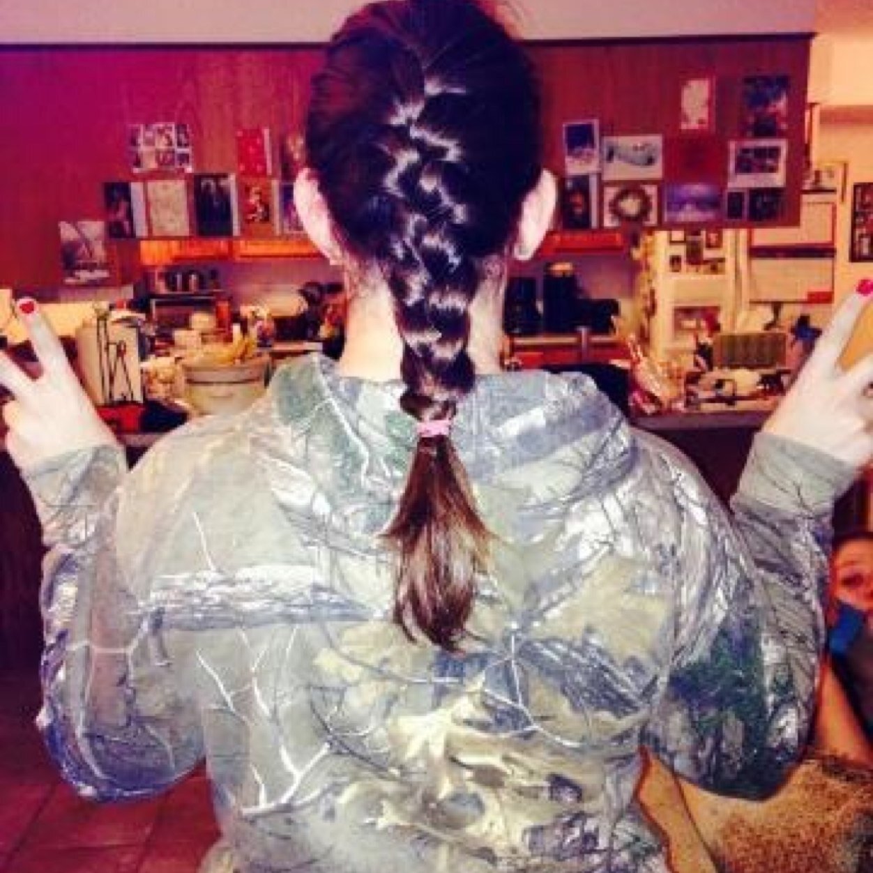 Just a country girl who ain't afraid of gettin' dirty;) Avi is me!!! #18 #TeamChevy #TakenByAustin:)