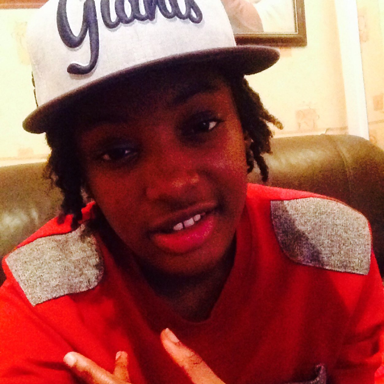 GirlyBoySwag's profile picture. 16| Aiming for success| #Tomboy|#ILoveMusic| Follow Back| #TeamRainbow