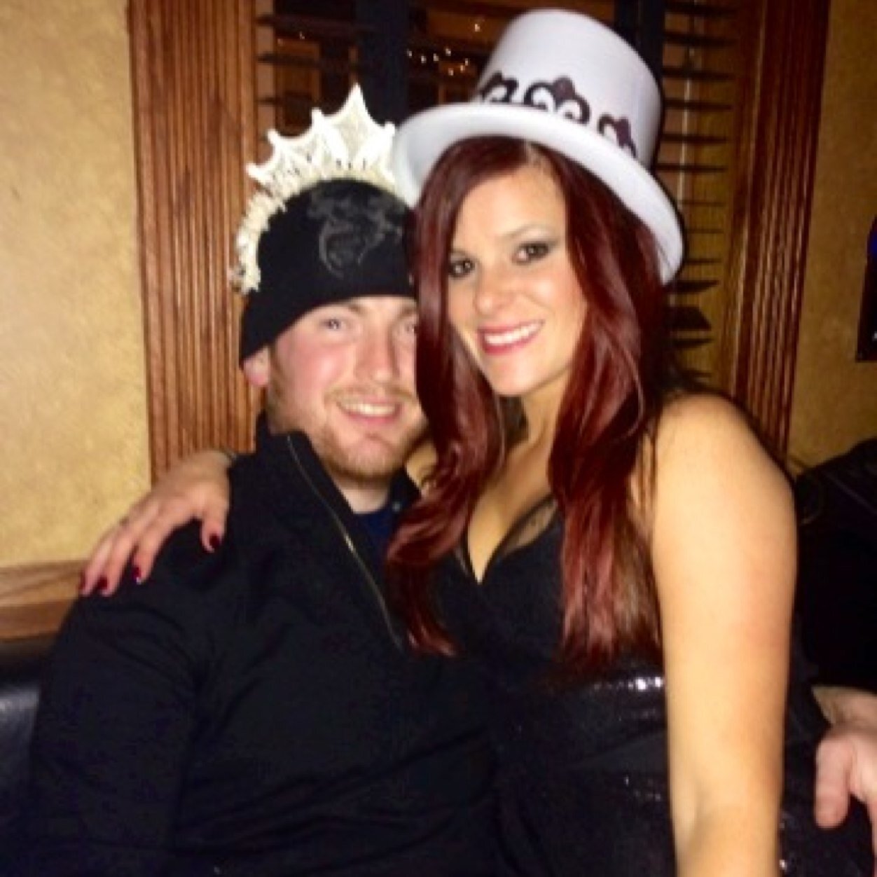 caseykinney0206's profile picture. Is this place still a thing…?