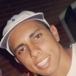 Se um dia a velocidade me matar, saiba que eu morri Sorrinso.