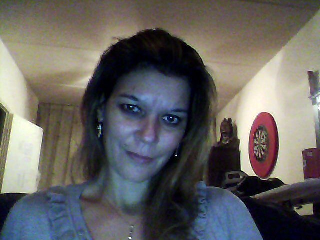 divorced but happy with my two kids.. oh.. and two cats :D