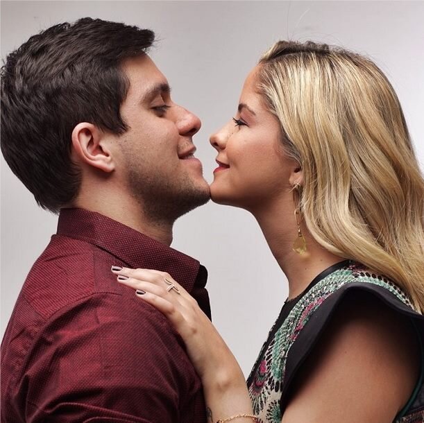 eu ERA normal , até virar fã de maria cecília e rodolfo
amo maria e rodolfo ! meus bebes!!!