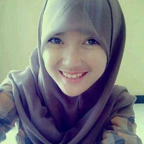 Gm2k_aja's profile picture. Sekedar akune galon akhir zaman // azuur toha ❤