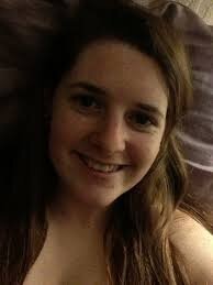 reynaalcala482's profile picture. Lo que la gente no sabe, es que un todo va a estar bien acompanado con un abrazo es el combo perfecto para sentirse mejor.