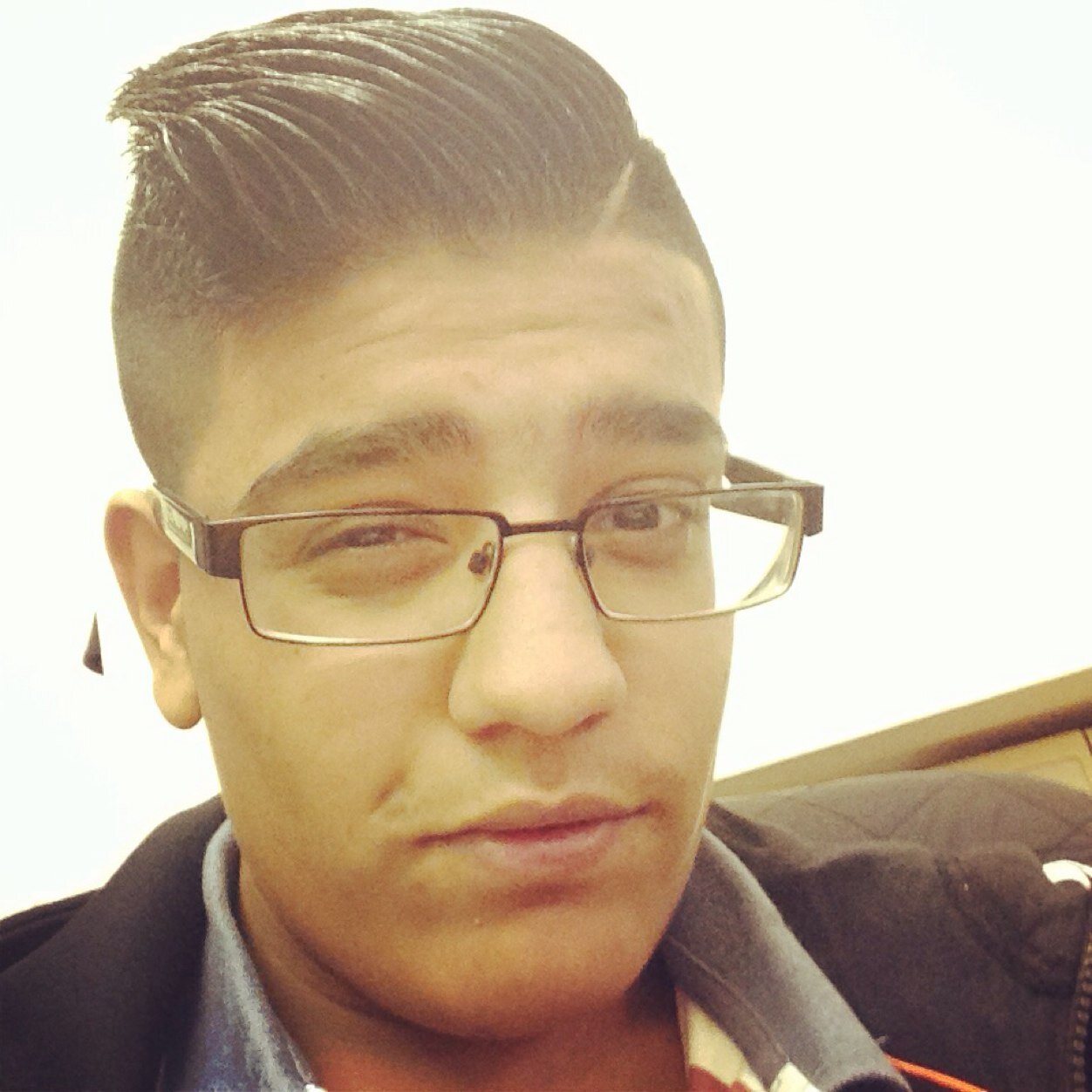 Cod player and t'he best :P joking and ill follow back if u follow m'he amd im a guy that likes 1 D and JB!