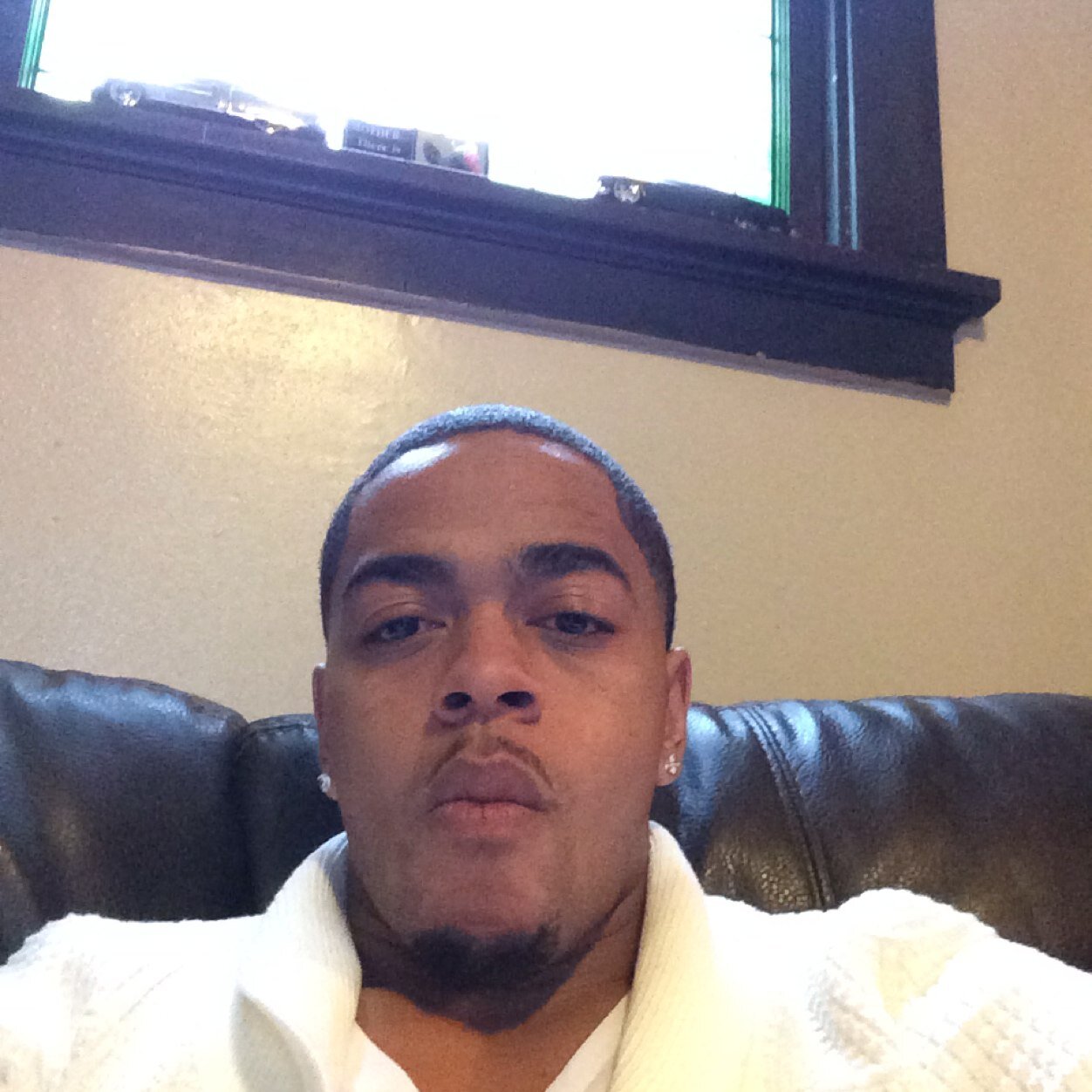 REAL RECOGNIZE REAL and Im one of the realist people alive. #TeamLove #Y.O.L.O. FOLLOW ME ON INSTAGRAM @mr_lovie_love