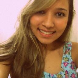 Que tal abrir a porta do dia [...] ficar sorrindo à toa, sorrir pra qualquer pessoa... (8